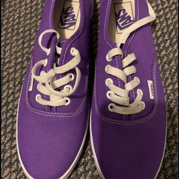 Vans shoes - Picture 2 of 3